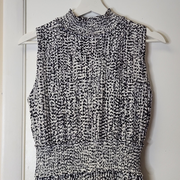 Nanette Lepore Black And White Pleated Smocked Midi Dress Size 6 - Picture 4 of 16